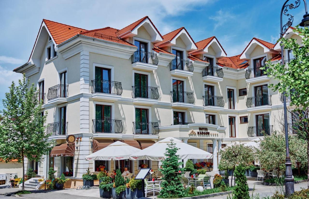 Rîşnov Radsor Hotel מראה חיצוני תמונה