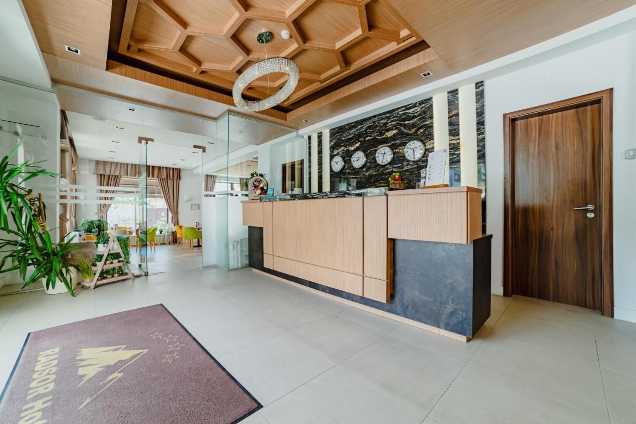 Rîşnov Radsor Hotel מראה חיצוני תמונה
