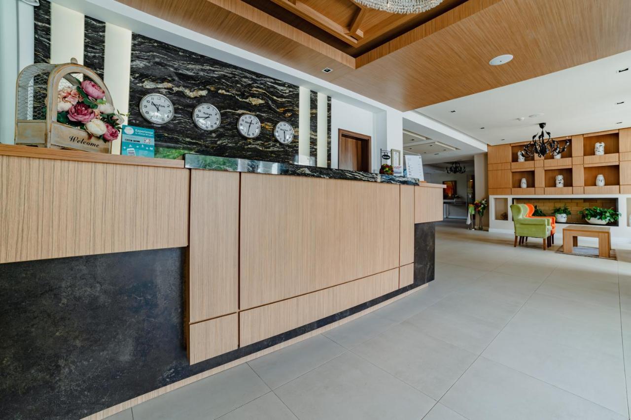 Rîşnov Radsor Hotel מראה חיצוני תמונה