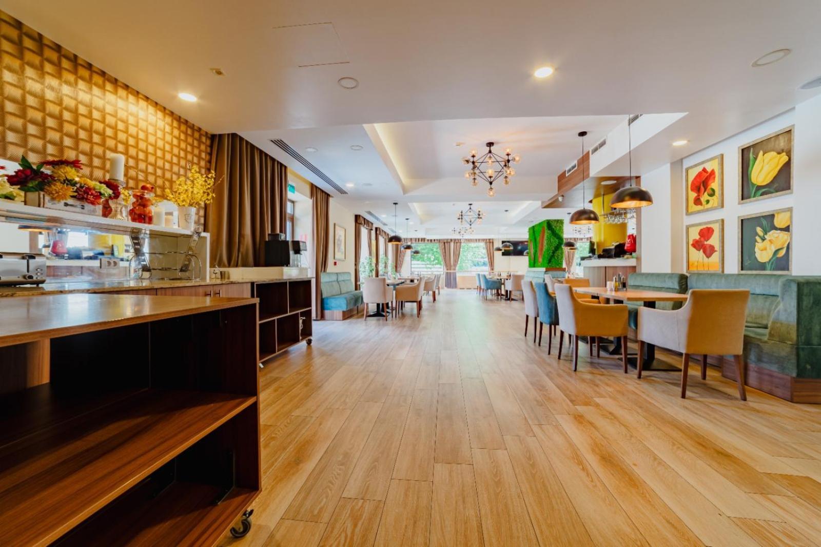 Rîşnov Radsor Hotel מראה חיצוני תמונה