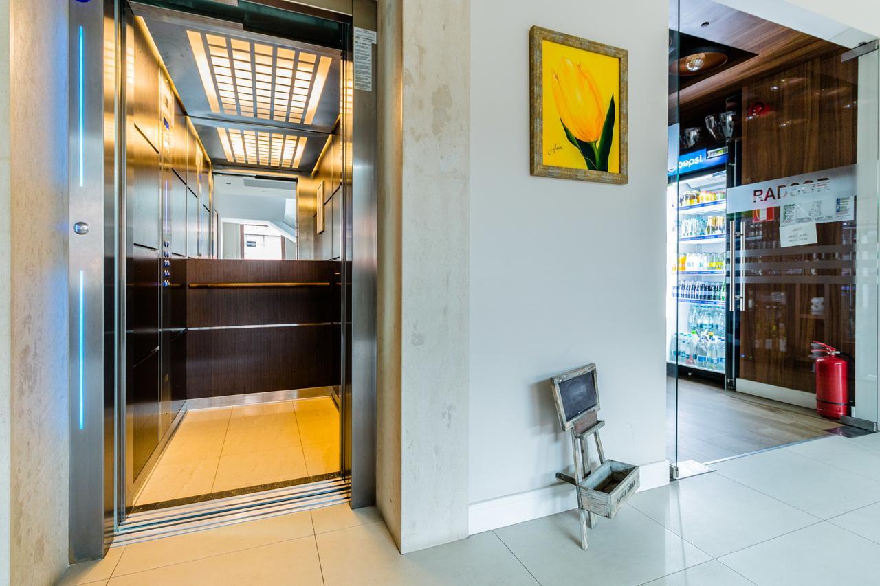 Rîşnov Radsor Hotel מראה חיצוני תמונה