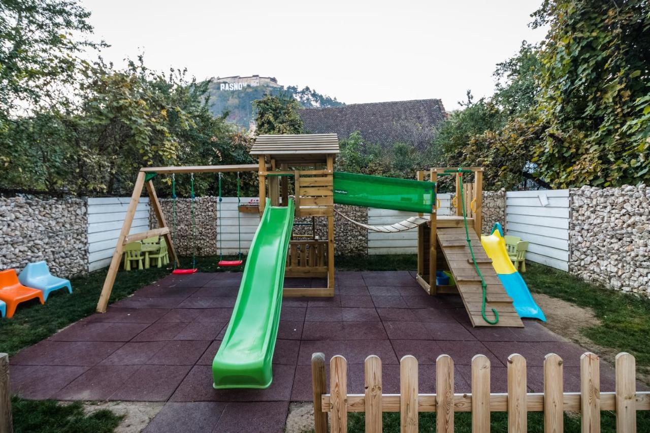 Rîşnov Radsor Hotel מראה חיצוני תמונה